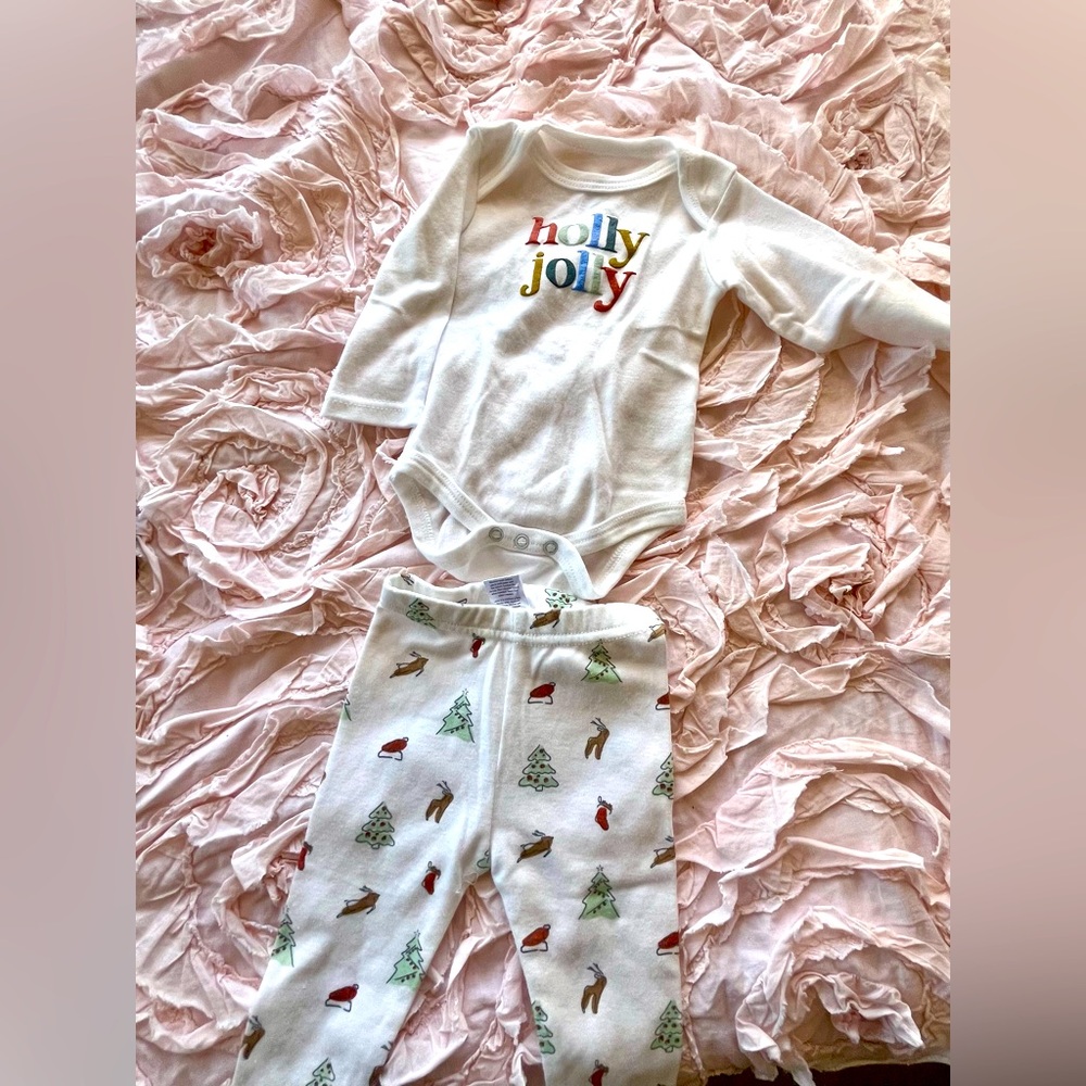 NWOT Holly Jolly Christmas Baby Pajama 3-6